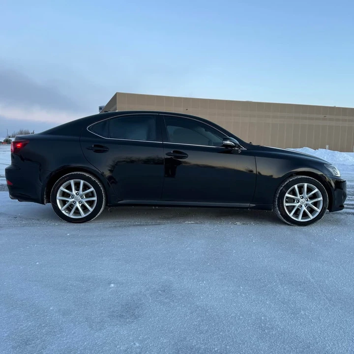 2011 Lexus IS 2nd Gen - Image 6 of 15