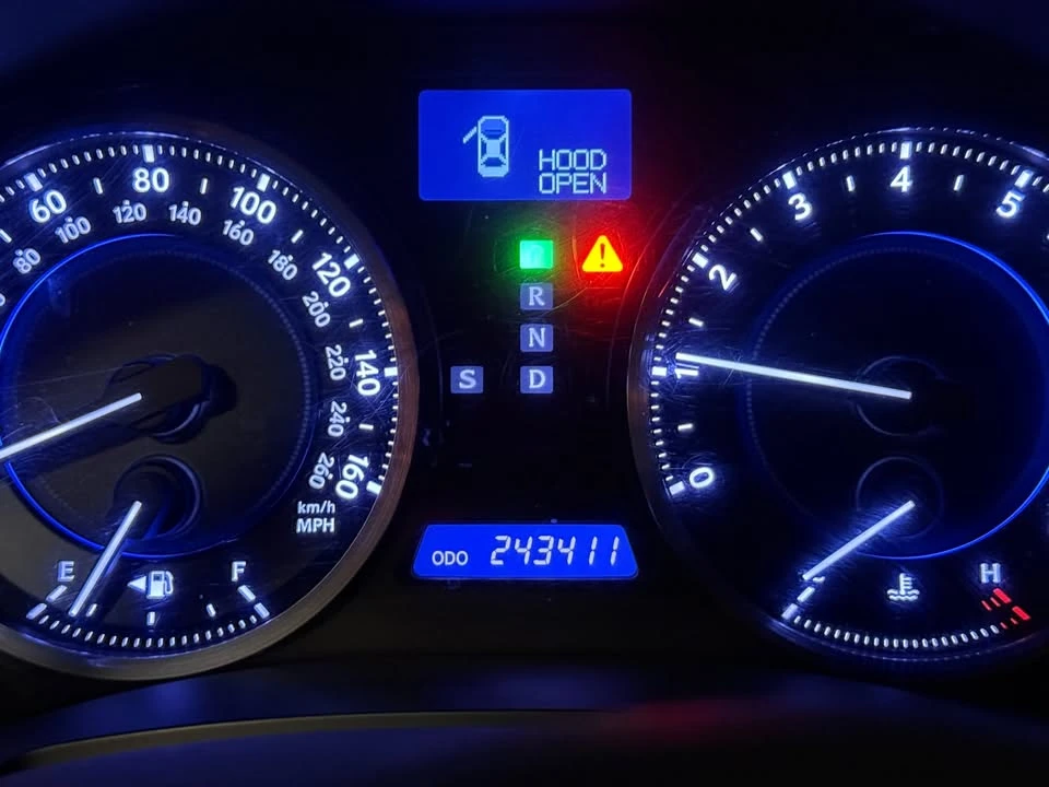 2011 Lexus IS 2nd Gen - Image 13 of 14