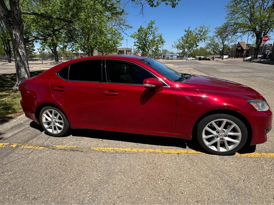 2011 Lexus IS 2nd Gen - Image 4 of 9