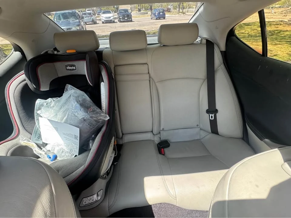 2011 Lexus IS 2nd Gen - Image 6 of 9