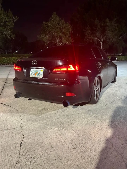 2011 Lexus IS 2nd Gen - Image 5 of 6