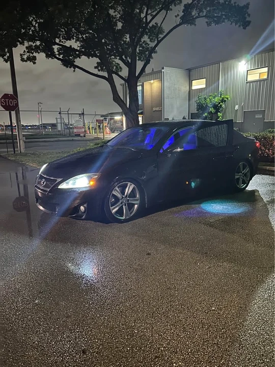 2011 Lexus IS 2nd Gen - Image 5 of 6
