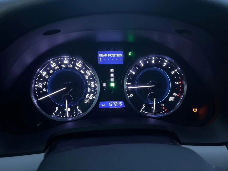 2011 Lexus IS 2nd Gen - Image 11 of 20