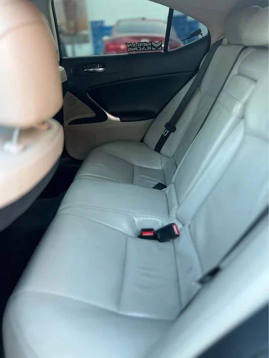 2011 Lexus IS 3rd Gen - Image 13 of 15