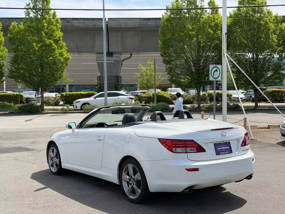 2011 Lexus IS 2nd Gen - Image 6 of 20