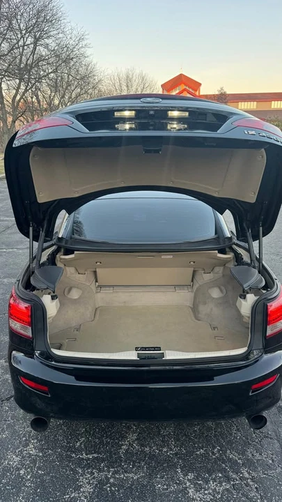 2011 Lexus IS 2nd Gen - Image 19 of 20