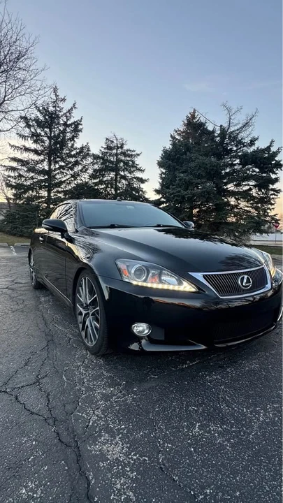 2011 Lexus IS 2nd Gen - Image 12 of 20