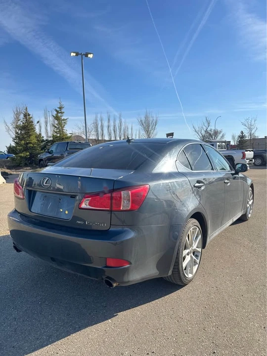 2011 Lexus IS 2nd Gen - Image 4 of 11