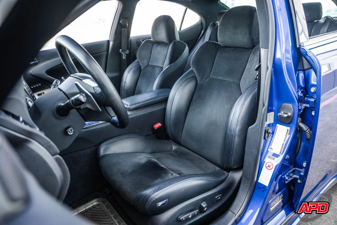 2011 Lexus IS F 2nd Gen - Image 4 of 12