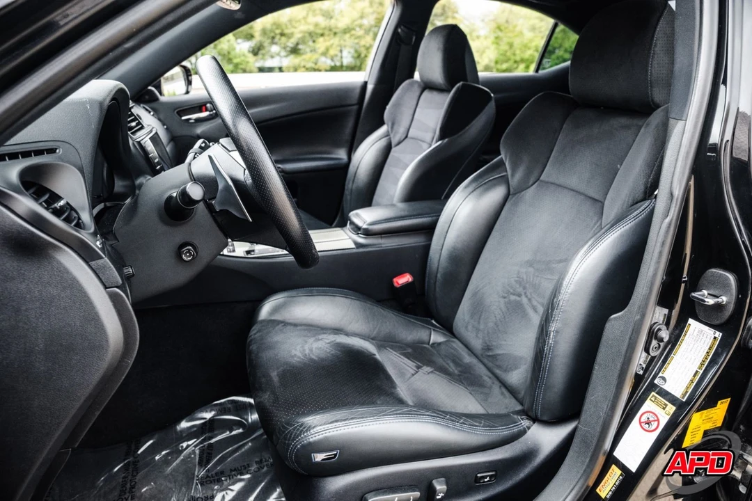 2011 Lexus IS F 2nd Gen - Image 4 of 12