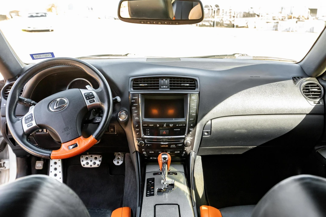 2011 Lexus IS F 2nd Gen - Image 27 of 31