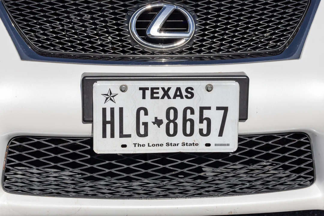 2011 Lexus IS F 2nd Gen - Image 9 of 31
