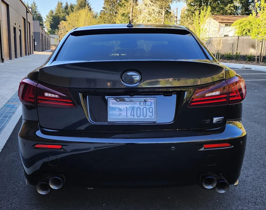 2011 Lexus IS F 2nd Gen - Image 20 of 31