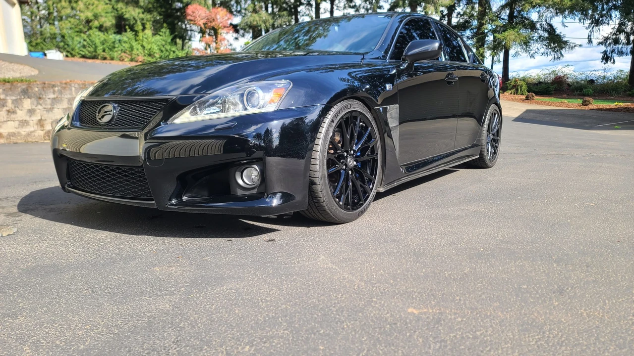 2011 Lexus IS F 2nd Gen - Image 5 of 31