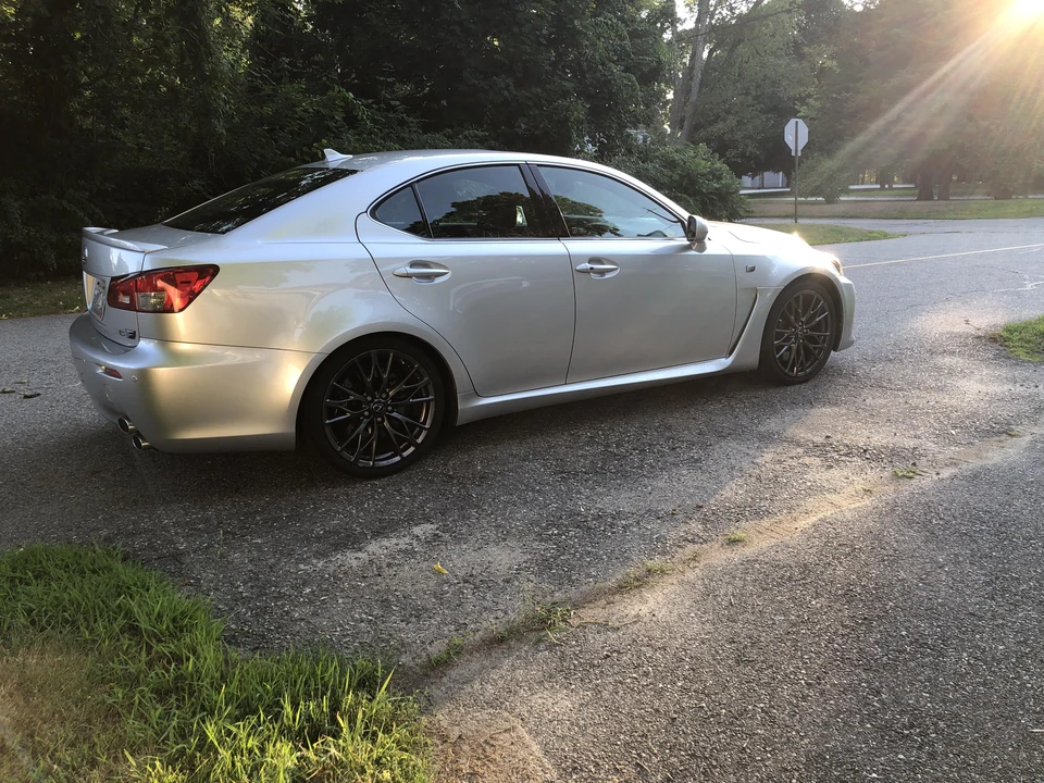 2011 Lexus IS F 2nd Gen - Image 17 of 30
