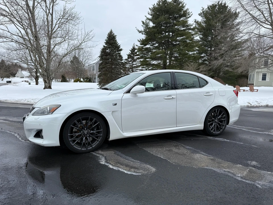 2011 Lexus IS F 2nd Gen - Image 10 of 31