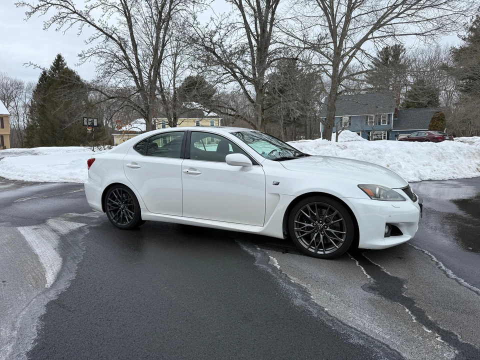 2011 Lexus IS F 2nd Gen - Image 19 of 31