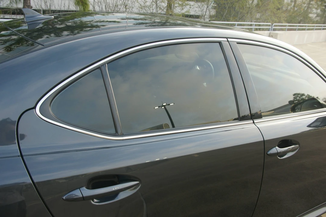 2011 Lexus IS F 2nd Gen - Image 28 of 31