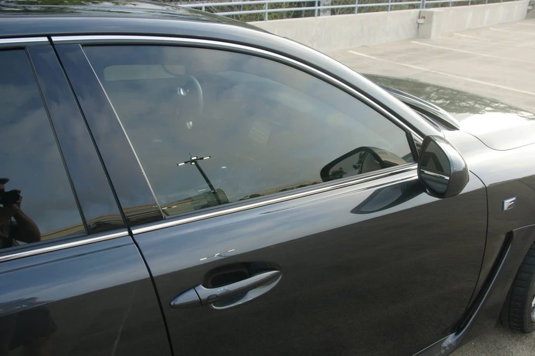 2011 Lexus IS F 2nd Gen - Image 27 of 31