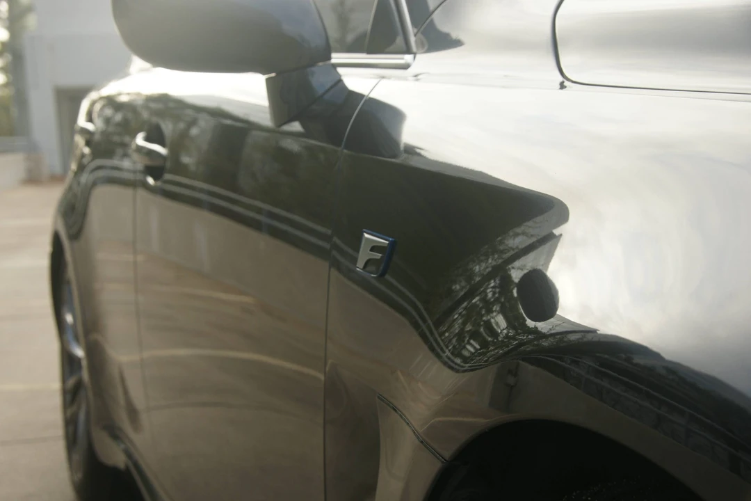 2011 Lexus IS F 2nd Gen - Image 25 of 31