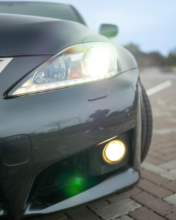 2011 Lexus IS F 2nd Gen - Image 29 of 31