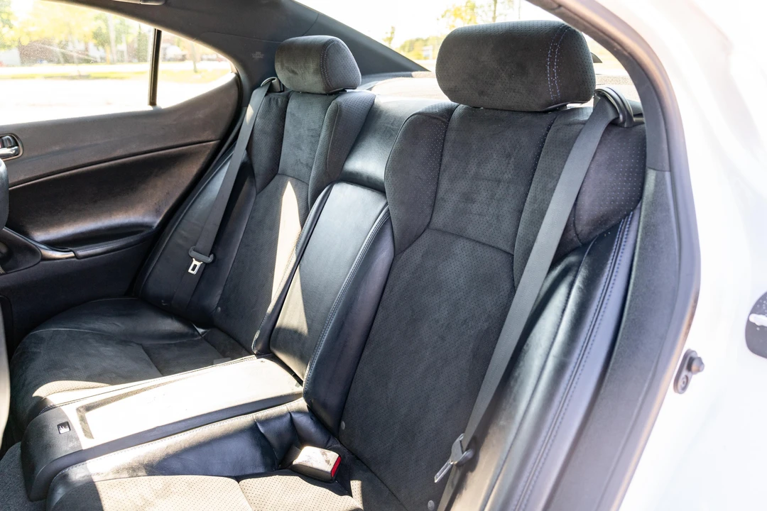 2011 Lexus IS F 2nd Gen - Image 28 of 31