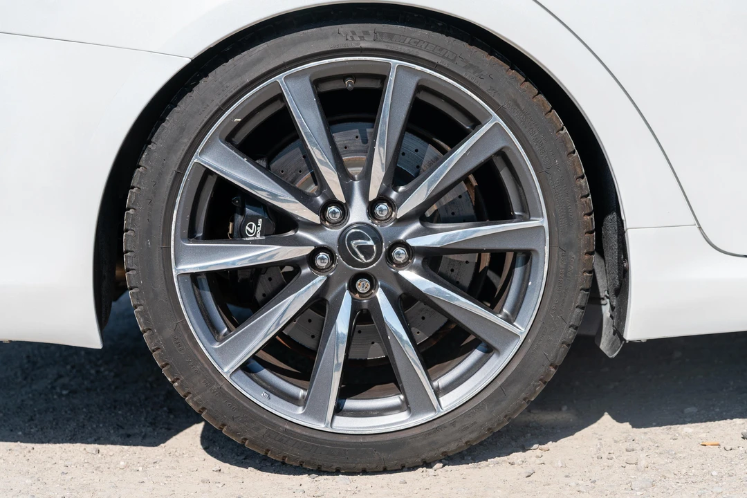 2011 Lexus IS F 2nd Gen - Image 24 of 31