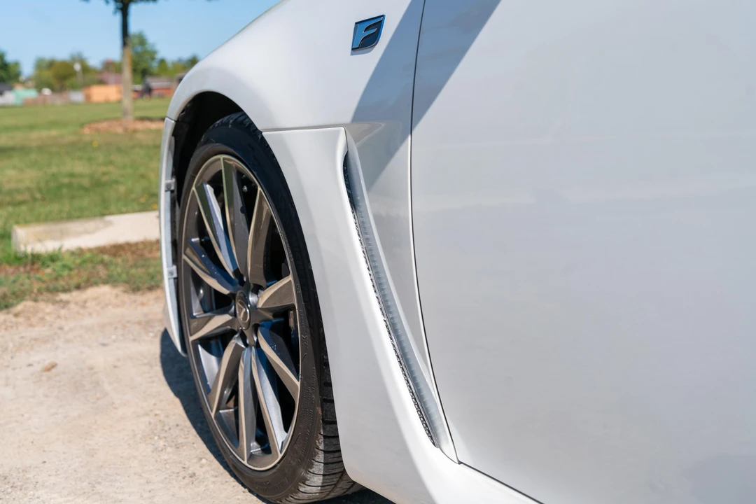 2011 Lexus IS F 2nd Gen - Image 14 of 31