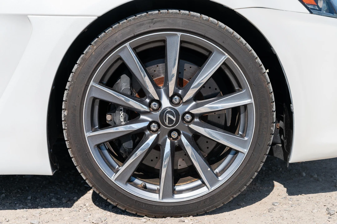 2011 Lexus IS F 2nd Gen - Image 25 of 31