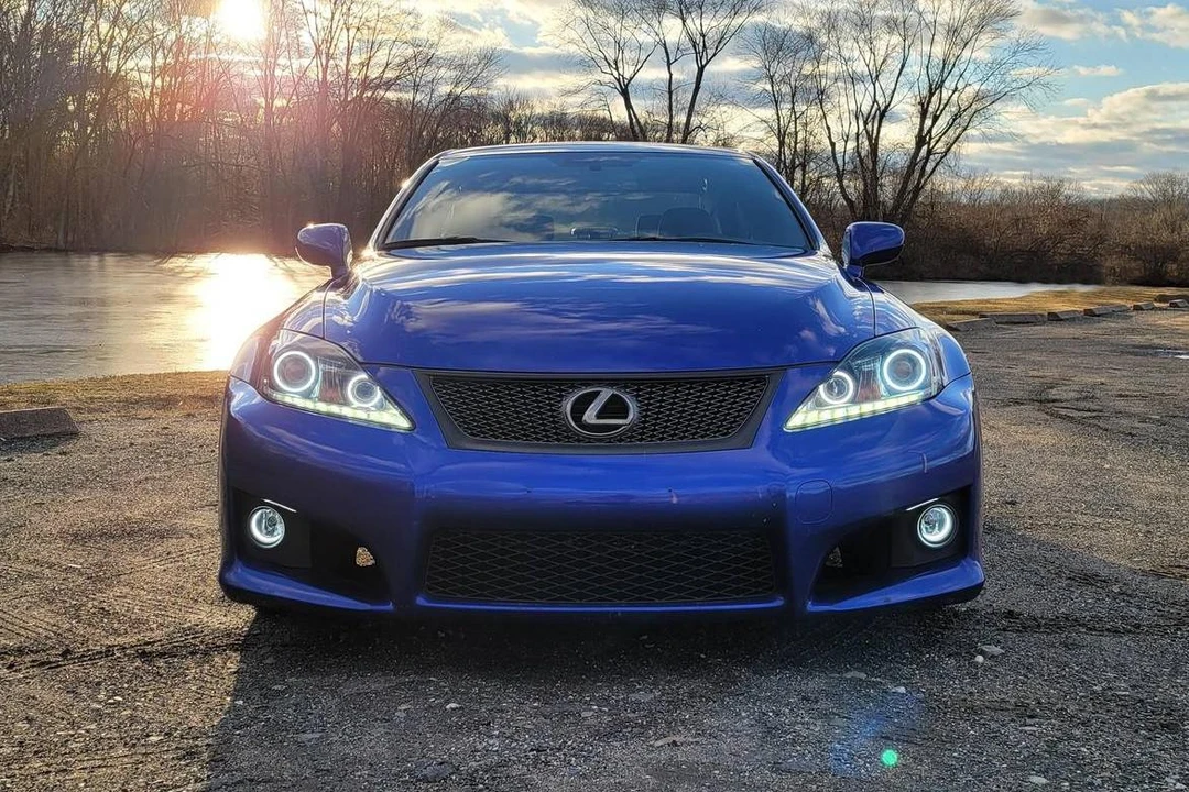 2011 Lexus IS F 2nd Gen - Image 2 of 31