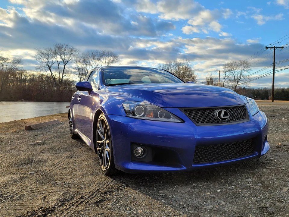 2011 Lexus IS F 2nd Gen - Image 19 of 31