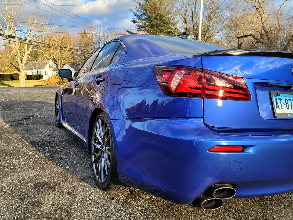 2011 Lexus IS F 2nd Gen - Image 29 of 31