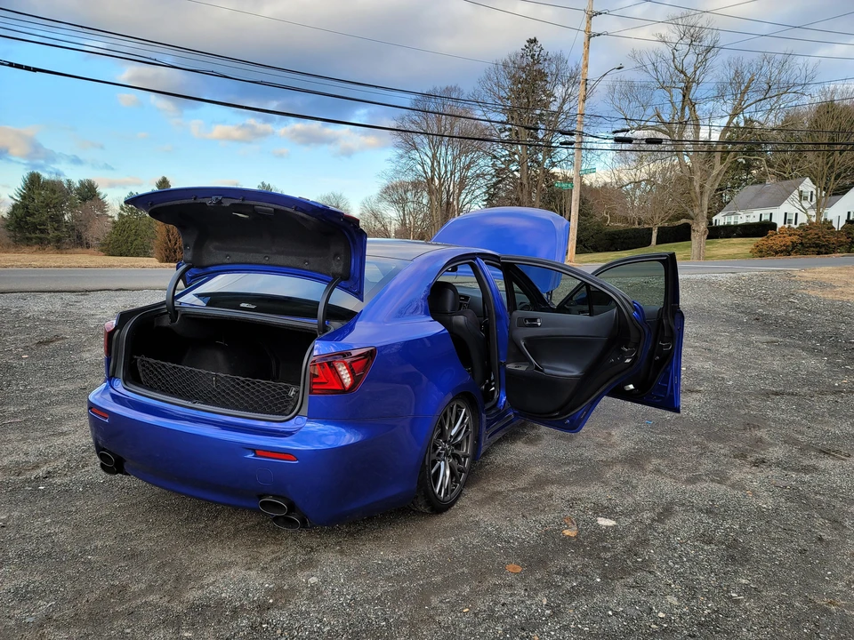2011 Lexus IS F 2nd Gen - Image 24 of 31