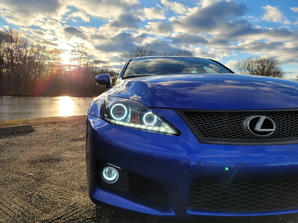 2011 Lexus IS F 2nd Gen - Image 26 of 31