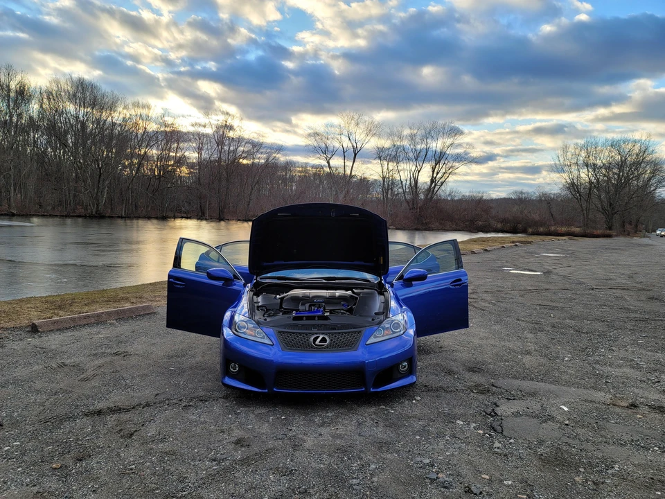 2011 Lexus IS F 2nd Gen - Image 20 of 31