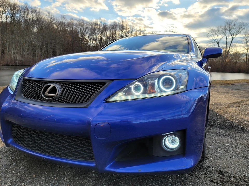 2011 Lexus IS F 2nd Gen - Image 27 of 31