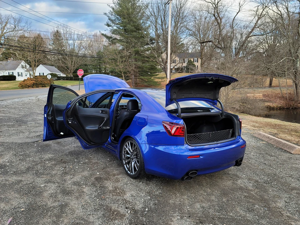 2011 Lexus IS F 2nd Gen - Image 23 of 31