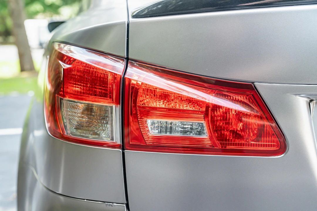 2011 Lexus IS F 2nd Gen - Image 23 of 31