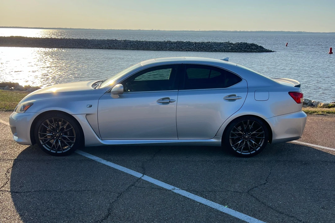 2011 Lexus IS F 2nd Gen - Image 12 of 31