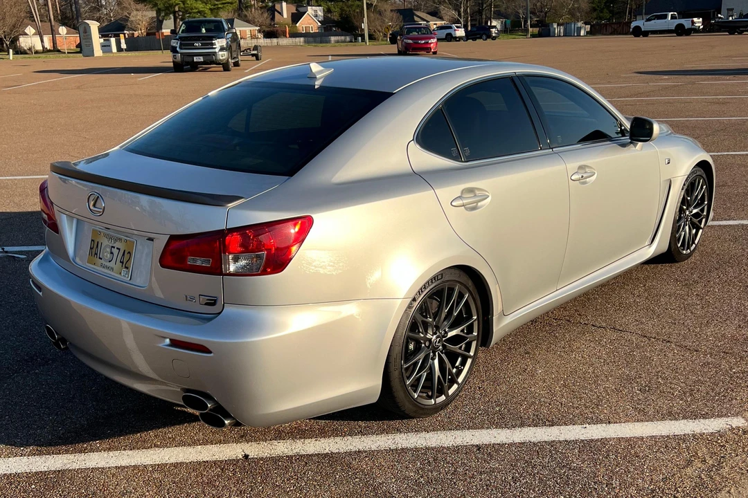 2011 Lexus IS F 2nd Gen - Image 22 of 31