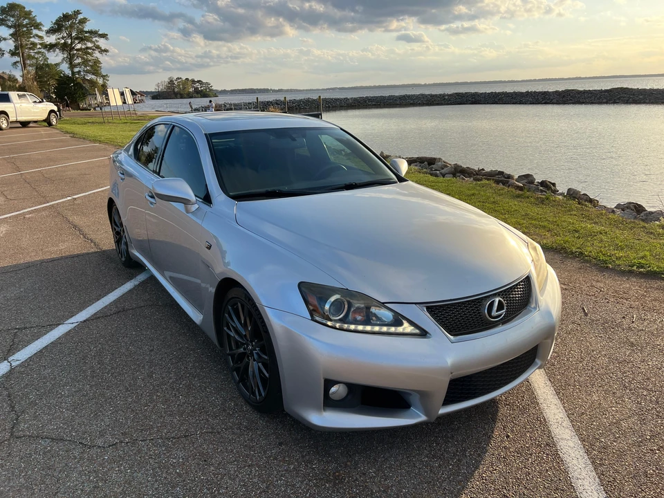 2011 Lexus IS F 2nd Gen - Image 29 of 31