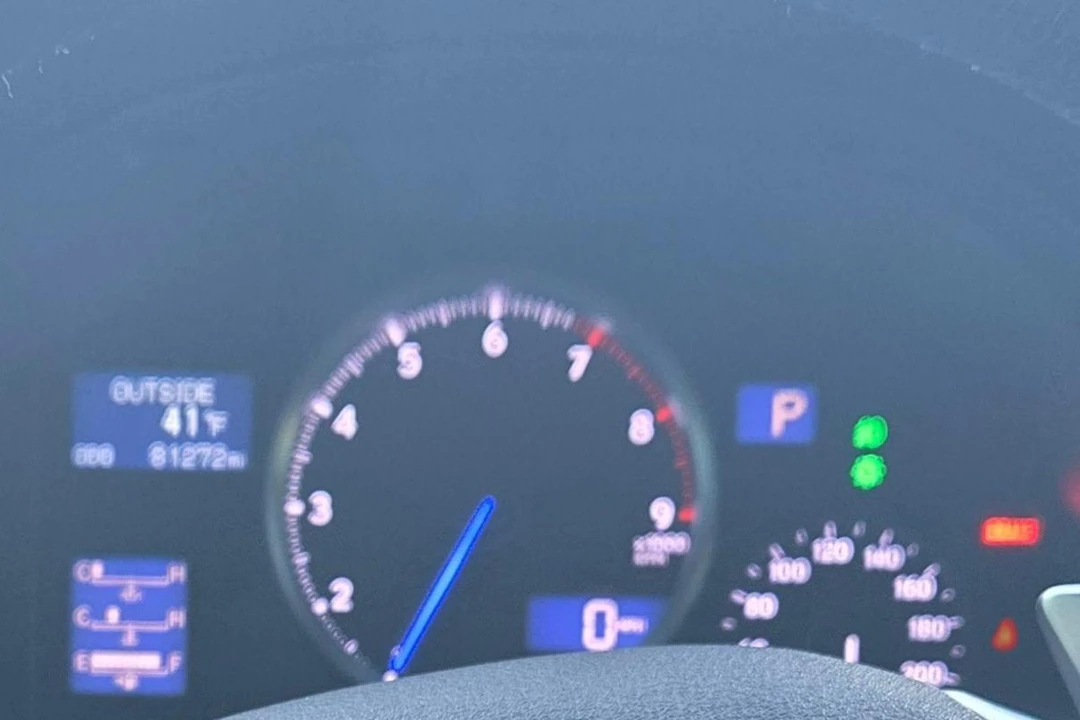 2011 Lexus IS F 2nd Gen - Image 27 of 31