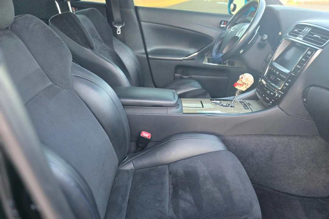 2011 Lexus IS F 2nd Gen - Image 25 of 31