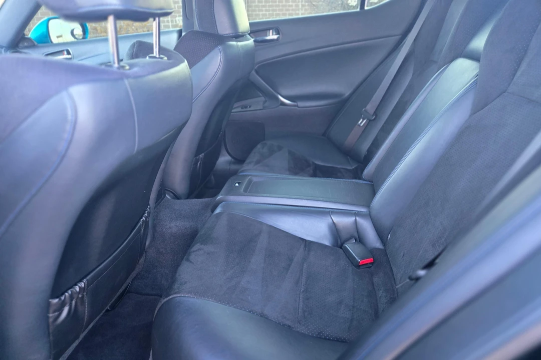 2011 Lexus IS F 2nd Gen - Image 26 of 31