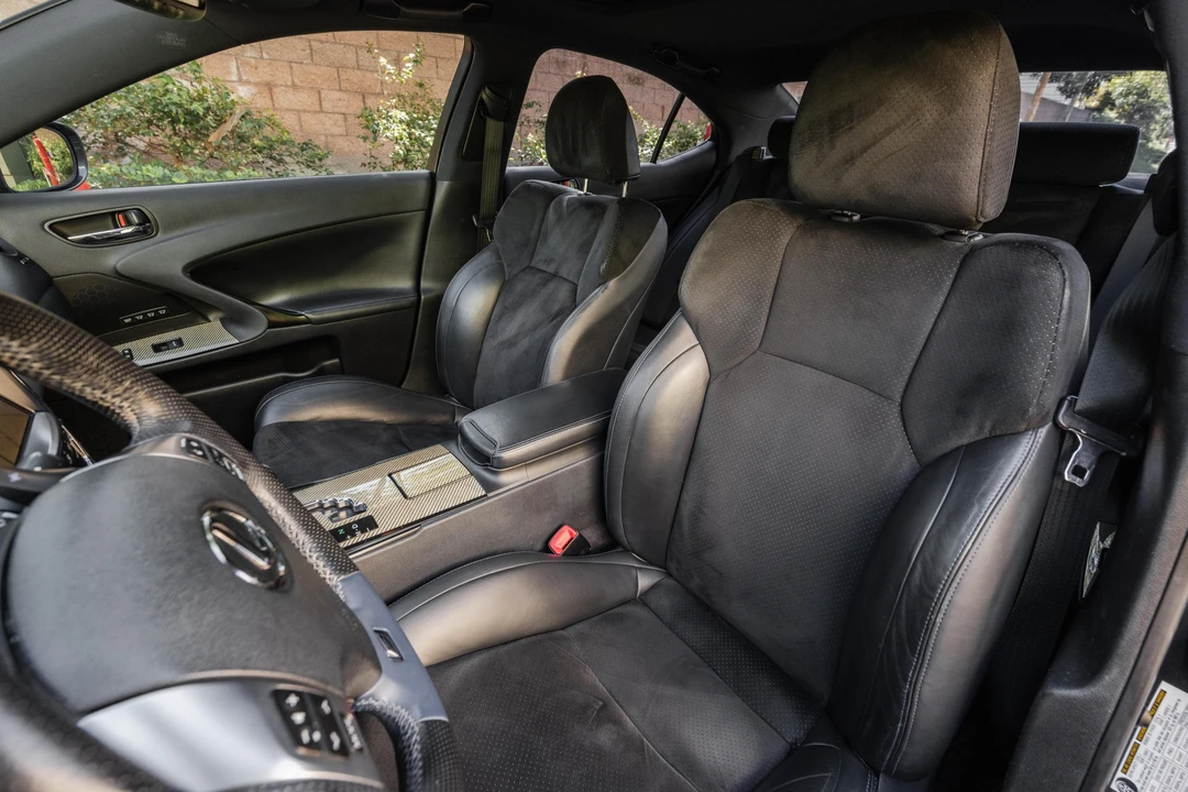 2011 Lexus IS F 2nd Gen - Image 26 of 31