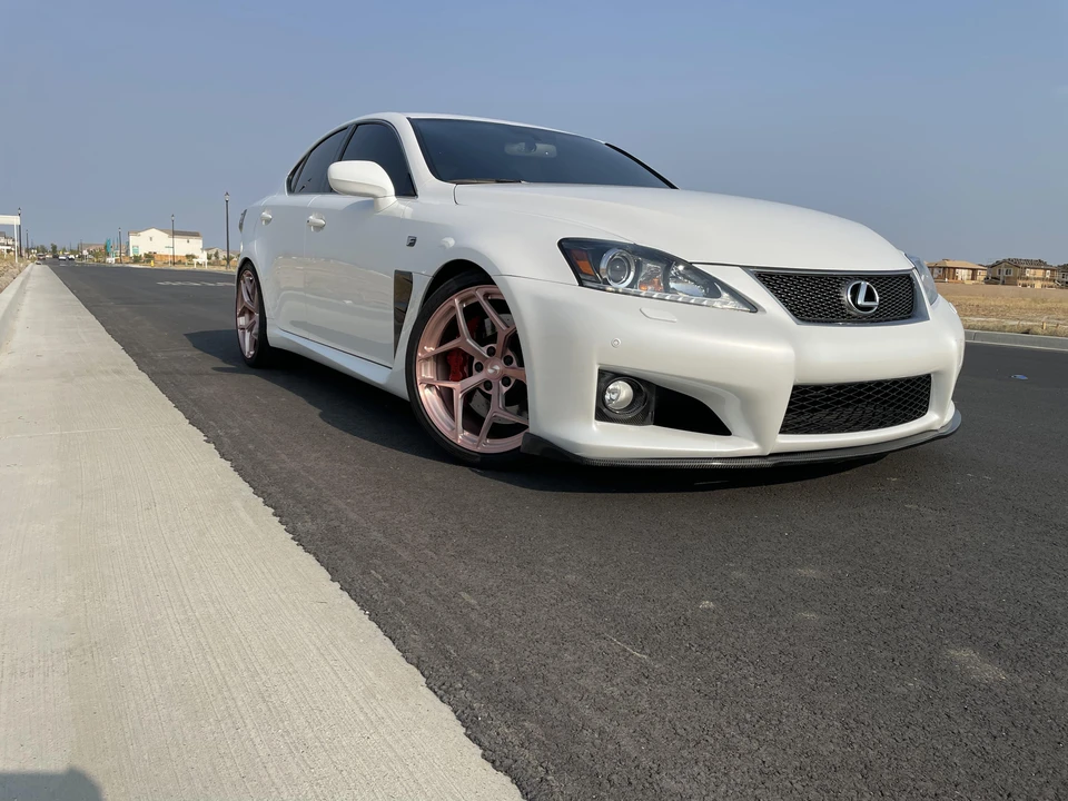 2011 Lexus IS F 2nd Gen - Image 17 of 31
