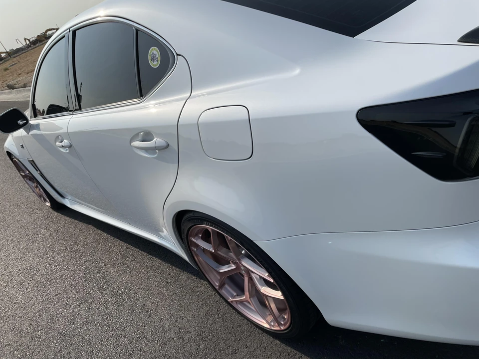2011 Lexus IS F 2nd Gen - Image 28 of 31