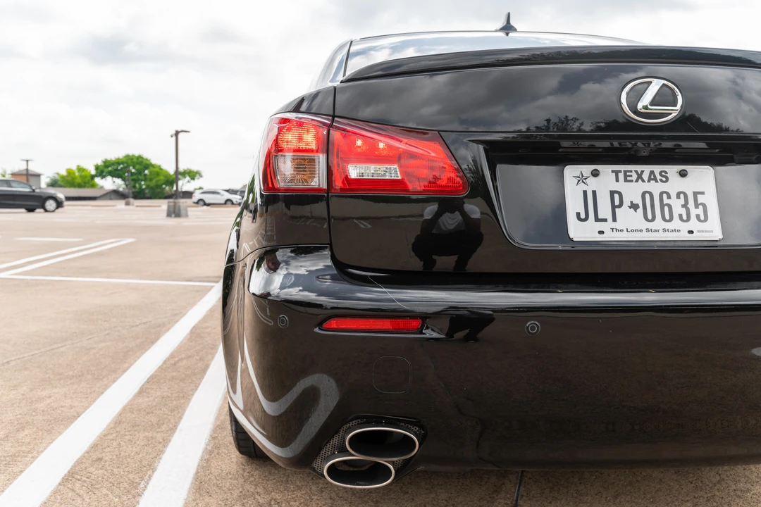2011 Lexus IS F 2nd Gen - Image 18 of 31