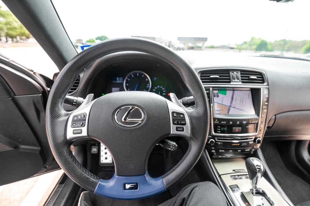2011 Lexus IS F 2nd Gen - Image 30 of 31