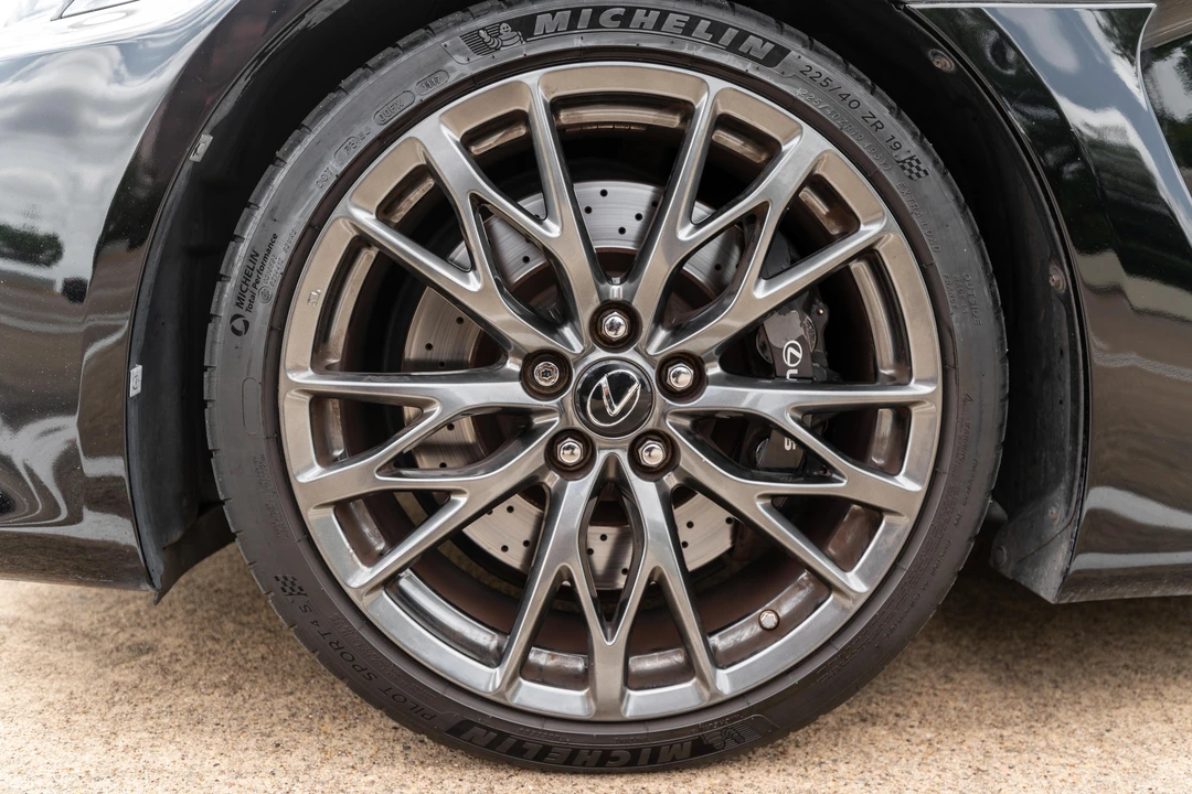 2011 Lexus IS F 2nd Gen - Image 24 of 31